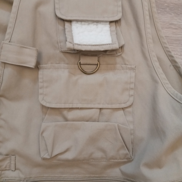 Fishing vest - Picture 4 of 5